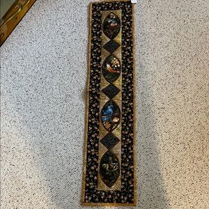 Quilted handmade Floral Wall Hanging Decor - Multicolor